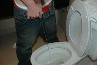Boys Pissing Fotos s1